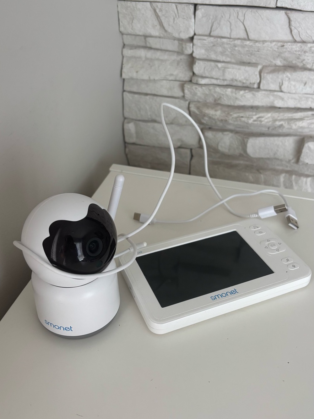 Smonet (159$ Retail) White Baby Monitor Camera with Screen